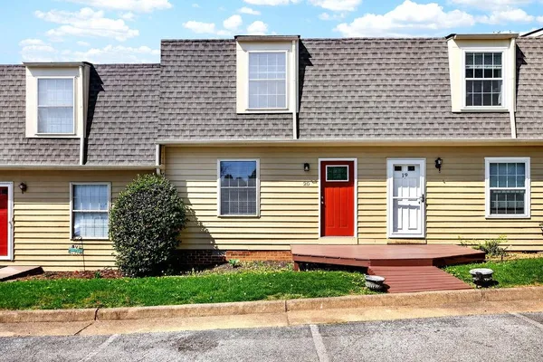 $179,900 | 2333 Morris Mill Road, Unit 20, Staunton, VA 24401