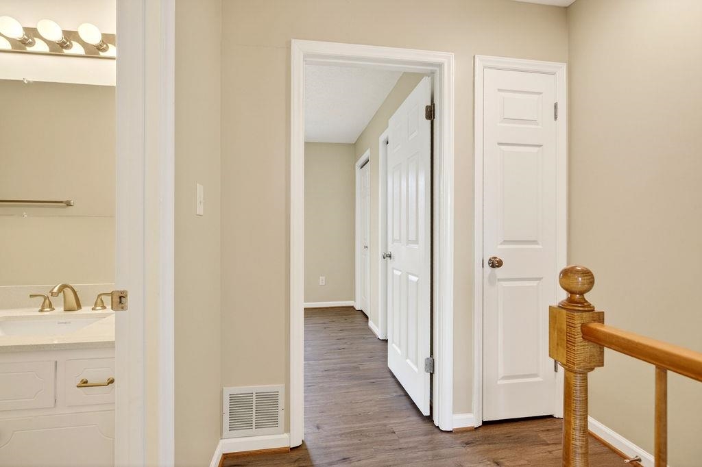 2333 Morris Mill Road, Unit 20 Staunton, VA 24401 - Photo 16 of 26 Upstairs Hall