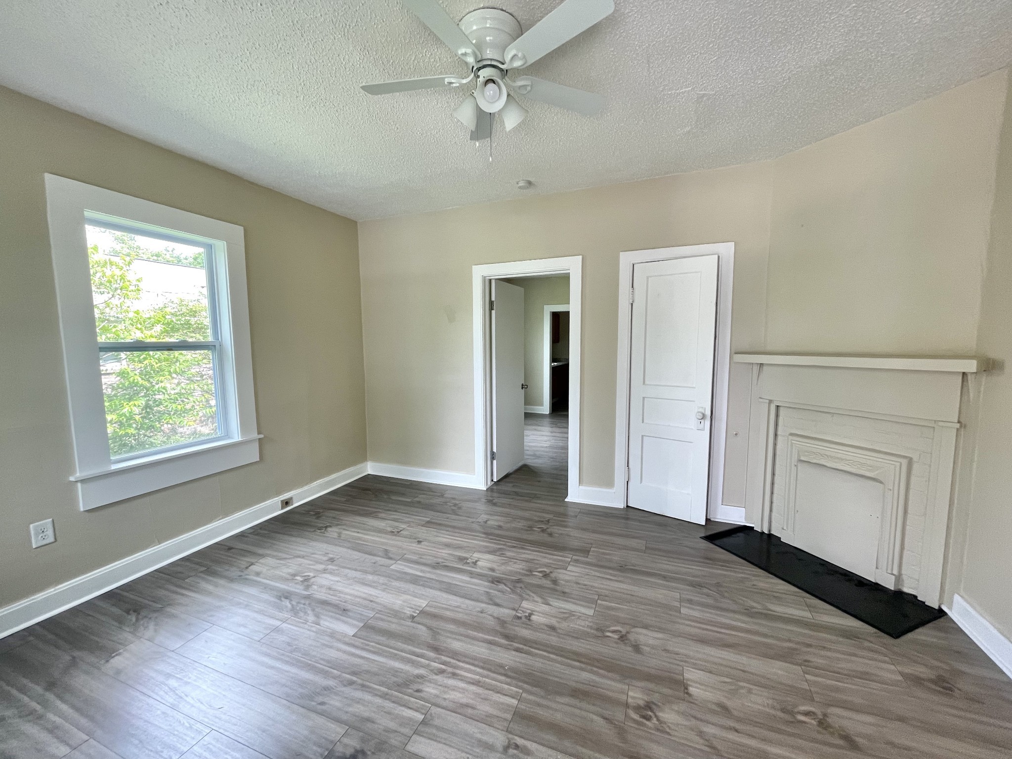 203 Morrison Street, Unit B Gallatin, TN 37066 - Photo 3 of 9