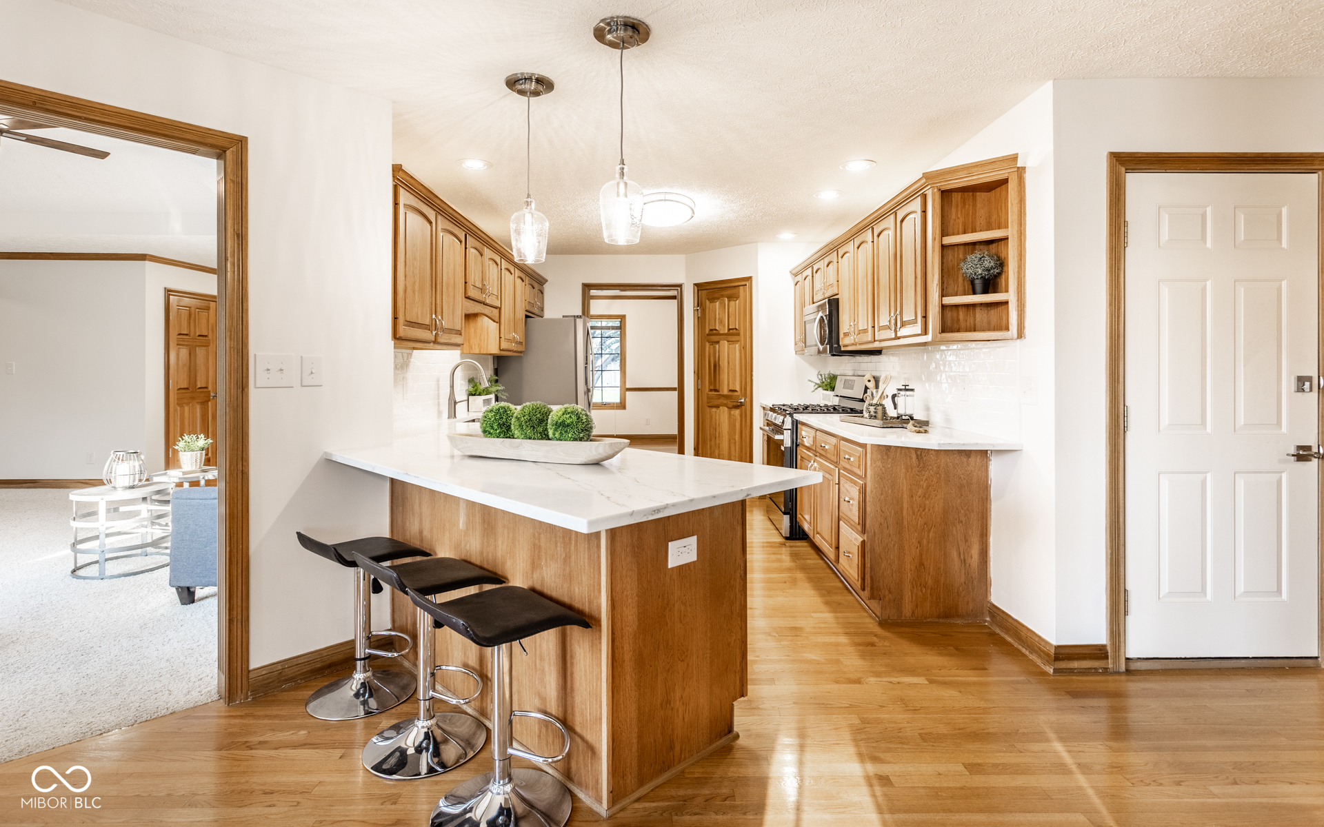 7025 Hunters Ridge Drive Plainfield, IN 46168 - Photo 11 of 35