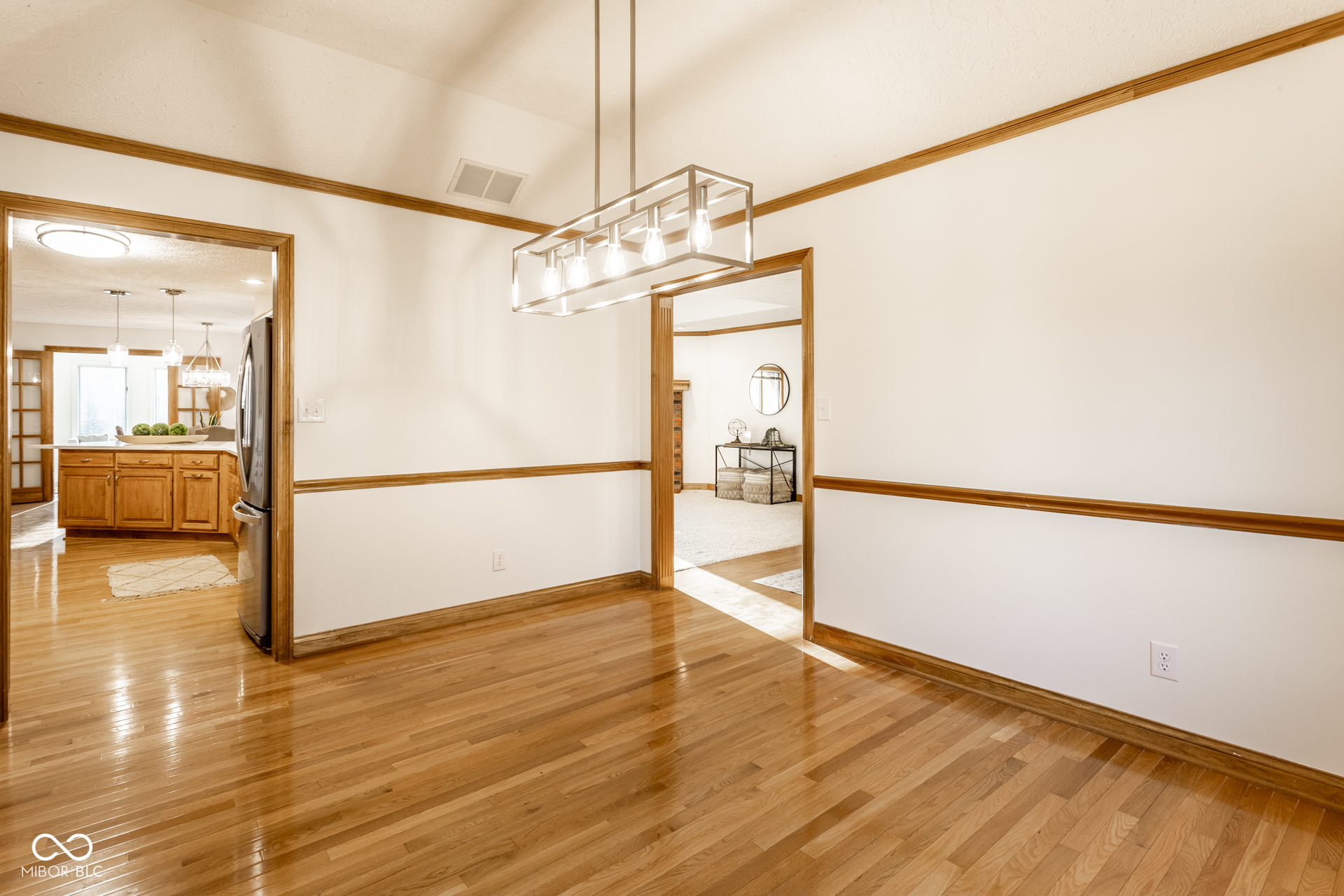 7025 Hunters Ridge Drive Plainfield, IN 46168 - Photo 10 of 35