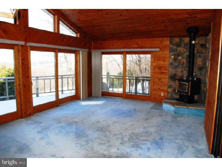6653 Kernsville Road Orefield, PA 18069 - Photo 6 of 17 Gallery Image 6