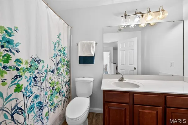 $289,900 | 355 Wild Oak Drive, O'Fallon, MO 63368