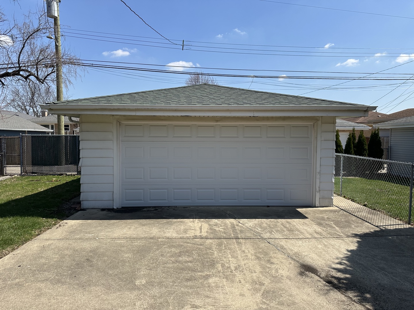 8517 South Kilbourn Avenue Chicago, IL 60652 - Photo 3 of 21 a view of outdoor space and yard