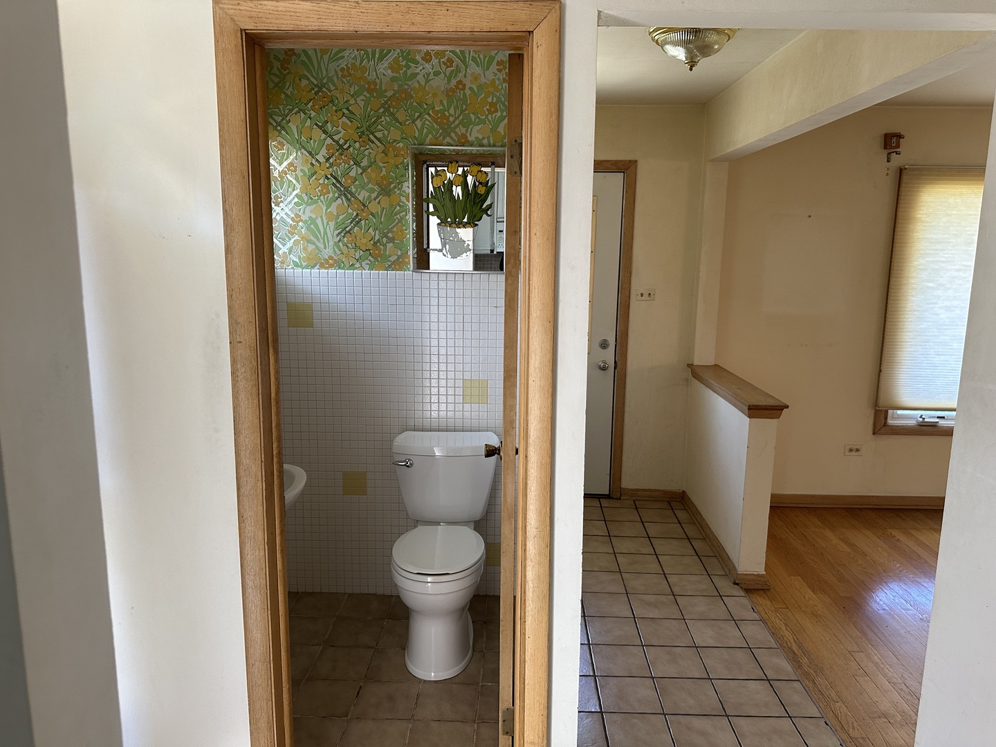 8517 South Kilbourn Avenue Chicago, IL 60652 - Photo 10 of 21 a bathroom with a toilet and a shower