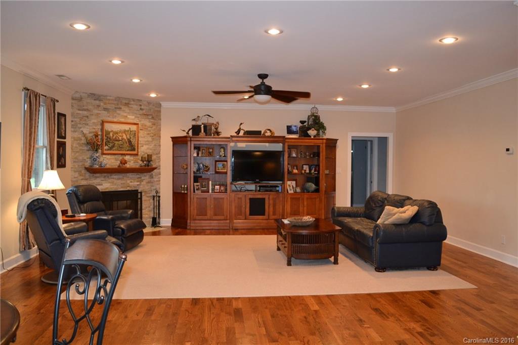 356 Whitaker Road Mooresboro, NC 28114 - Photo 12 of 24 Gallery Image 12
