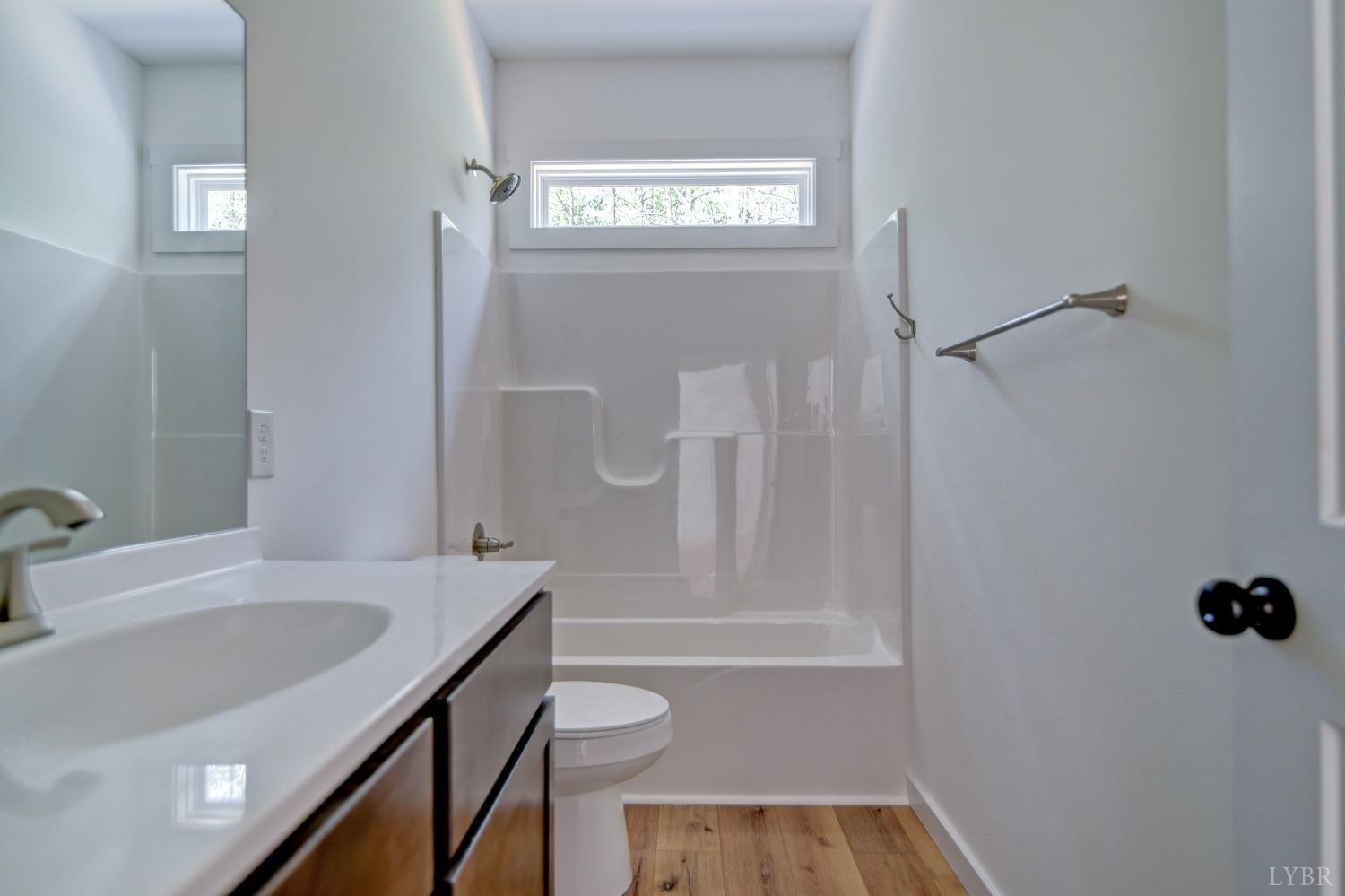 330 Bellview Road Appomattox, VA 24522 - Photo 22 of 26 a bathroom with a sink and a bathtub