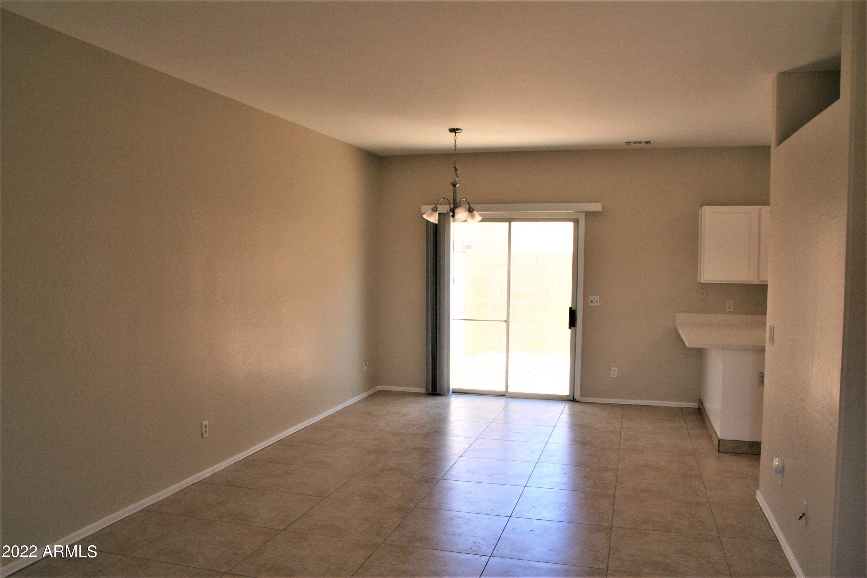 2300 East Magma Road, Unit 27 San Tan Valley, AZ 85143 - Photo 2 of 9 Living Room