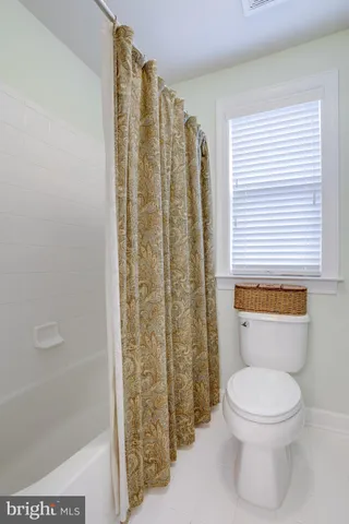 $915,000 | 25184 Crested Wheat Drive, Aldie, VA 20105