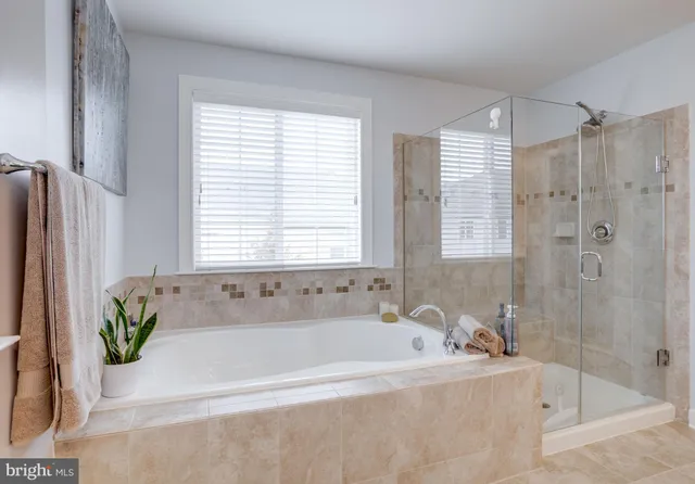 $915,000 | 25184 Crested Wheat Drive, Aldie, VA 20105