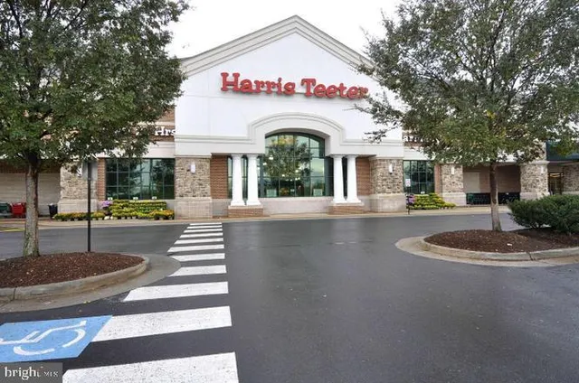 $915,000 | 25184 Crested Wheat Drive, Aldie, VA 20105