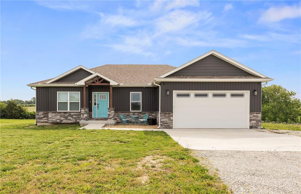 305 Southwest 11th Road Warrensburg, MO 64093 - Photo 1 of 64 Gallery Image 1