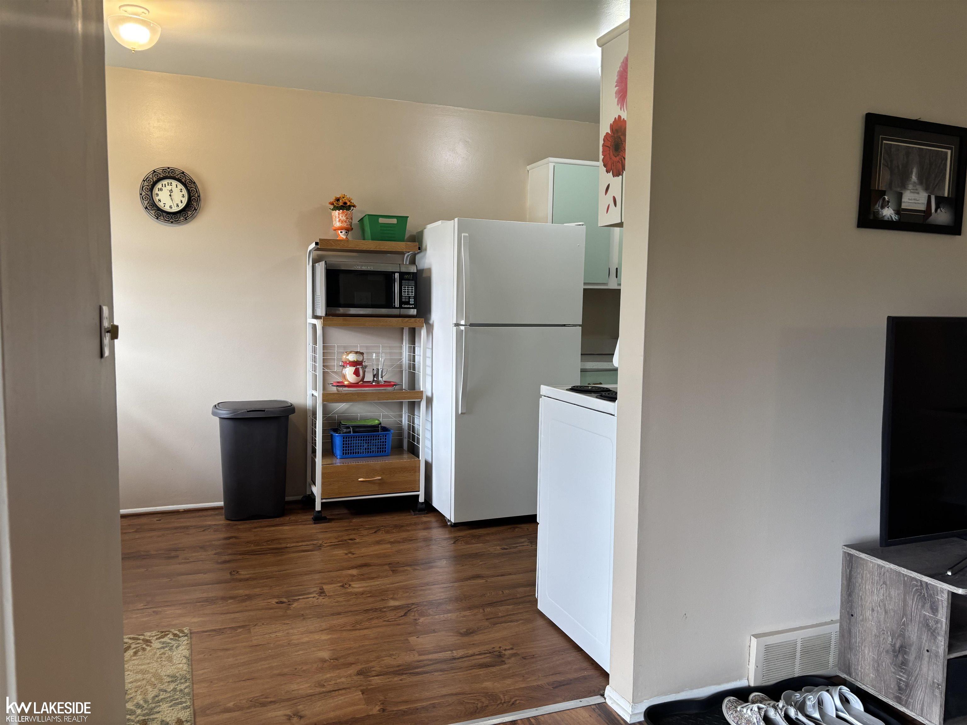8401 18 18 Mile Road, Unit 154 Sterling Heights, MI 48313 - Photo 14 of 28
