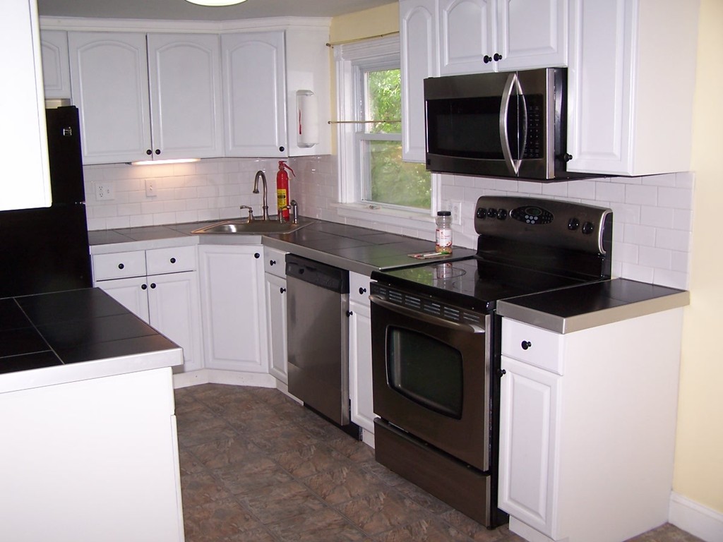 3 Martindale Road Randolph, MA 02368 - Photo 9 of 19 Gallery Image 9