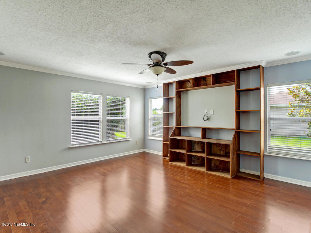 86072 Cartesian Pointe Drive Yulee, FL 32097 - Photo 11 of 48 86072 Cartesian Pointe Dr-MLS_Size-011-2