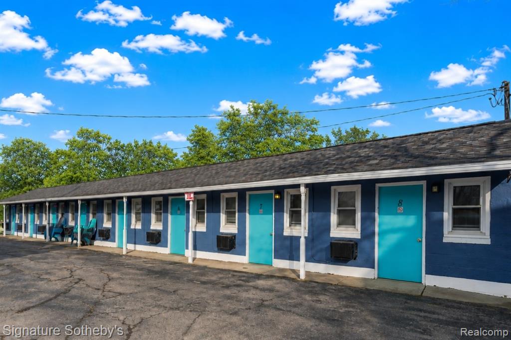 6997 Lakeshore Road Lexington, MI 48450 - Photo 26 of 55