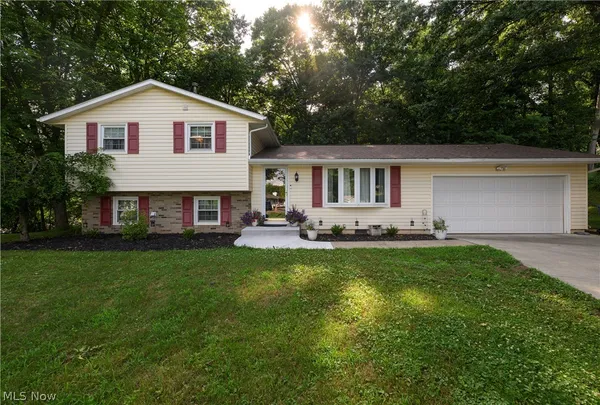 $259,900 | 12073 Lockage Street Northwest, Canal Fulton, OH 44614
