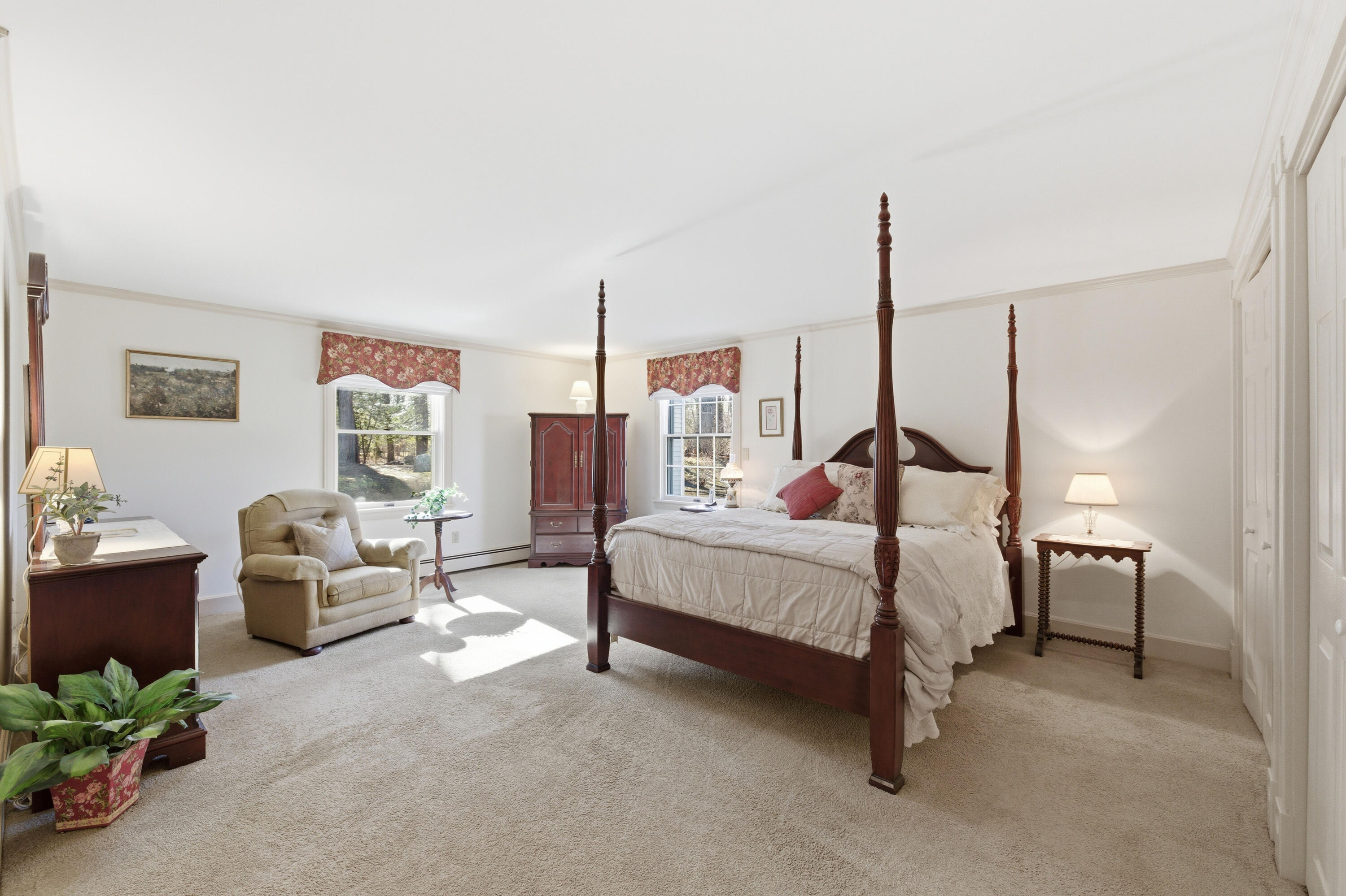 10 Longview Terrace Kennebunk, ME 04043 - Photo 27 of 44 Primary Bedroom