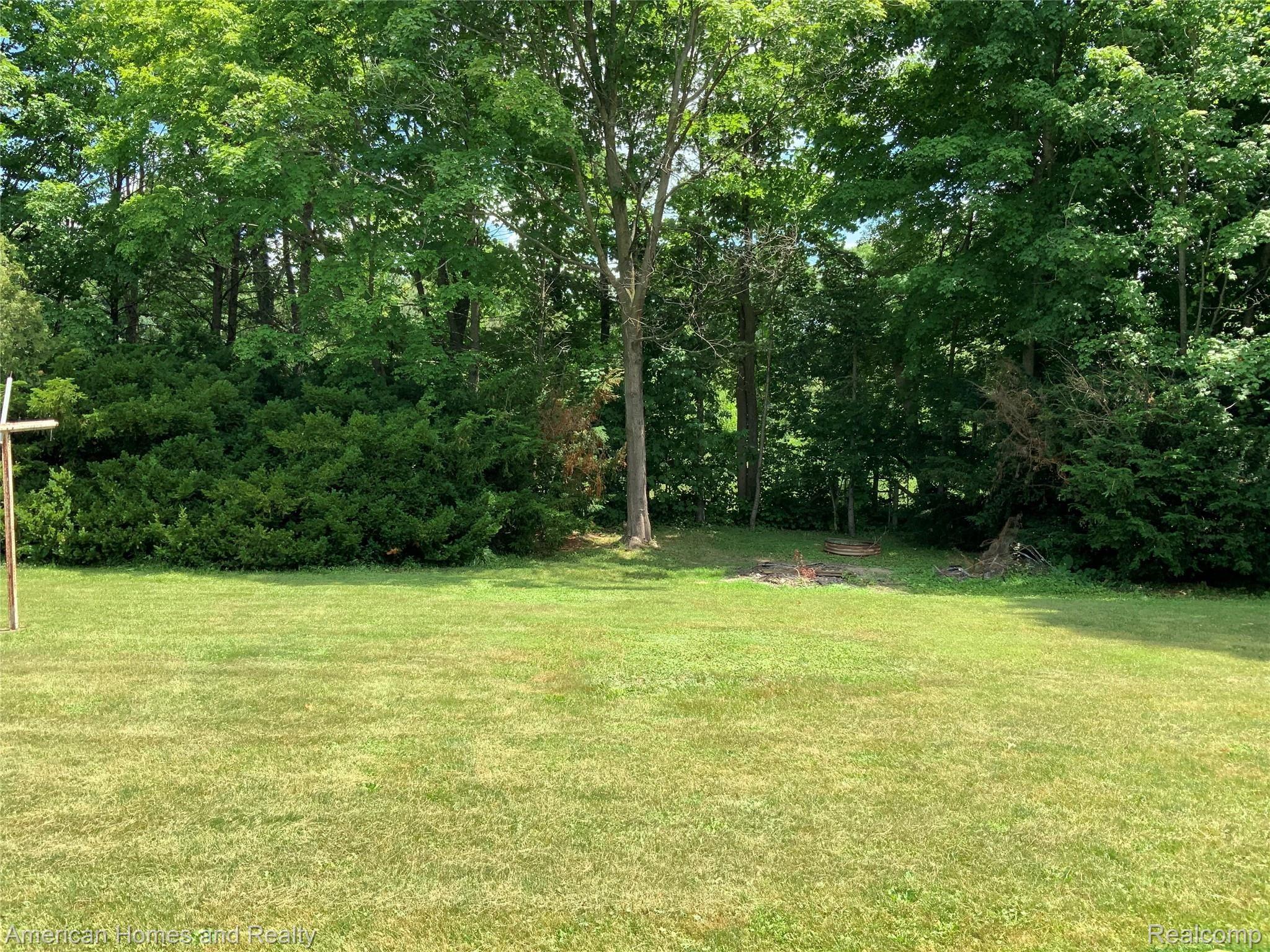 2045 Hasler Lake Road Lapeer, MI 48446 - Photo 31 of 35 2D288943-FDDA-4507-B990-2143CE8400FD.jpeg