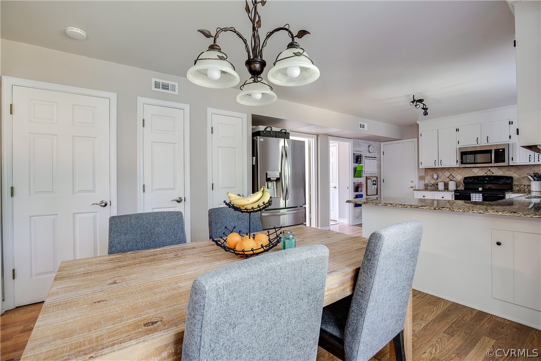 5707 Grove Forest Road Midlothian, VA 23112 - Photo 15 of 50