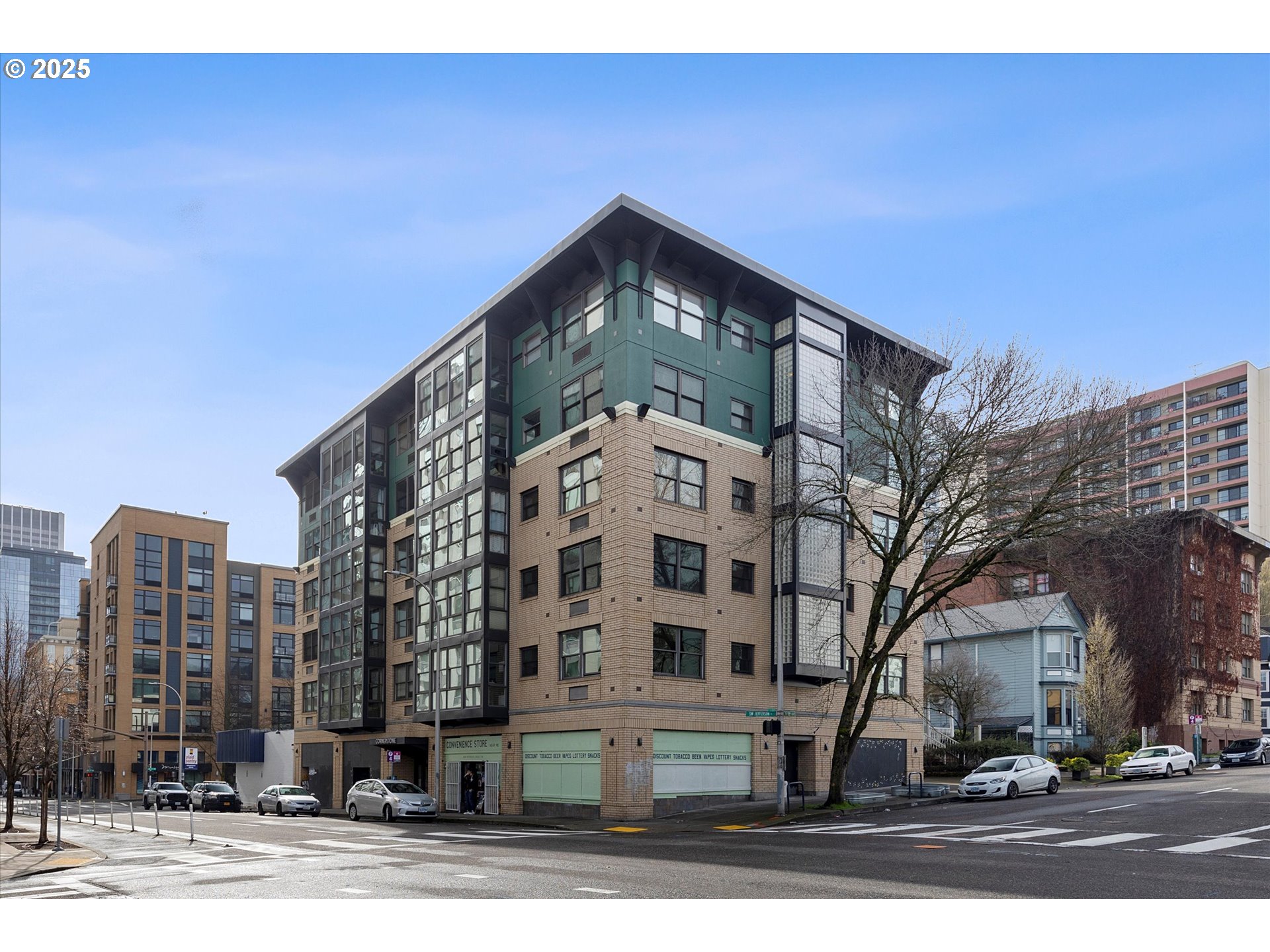 1134 Southwest Jefferson Street, Unit 208 Portland, OR 97201 - Photo 1 of 22