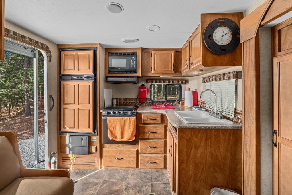 3358 Deeter Road Newport, WA 99156 - Photo 16 of 50 Gallery Image 16