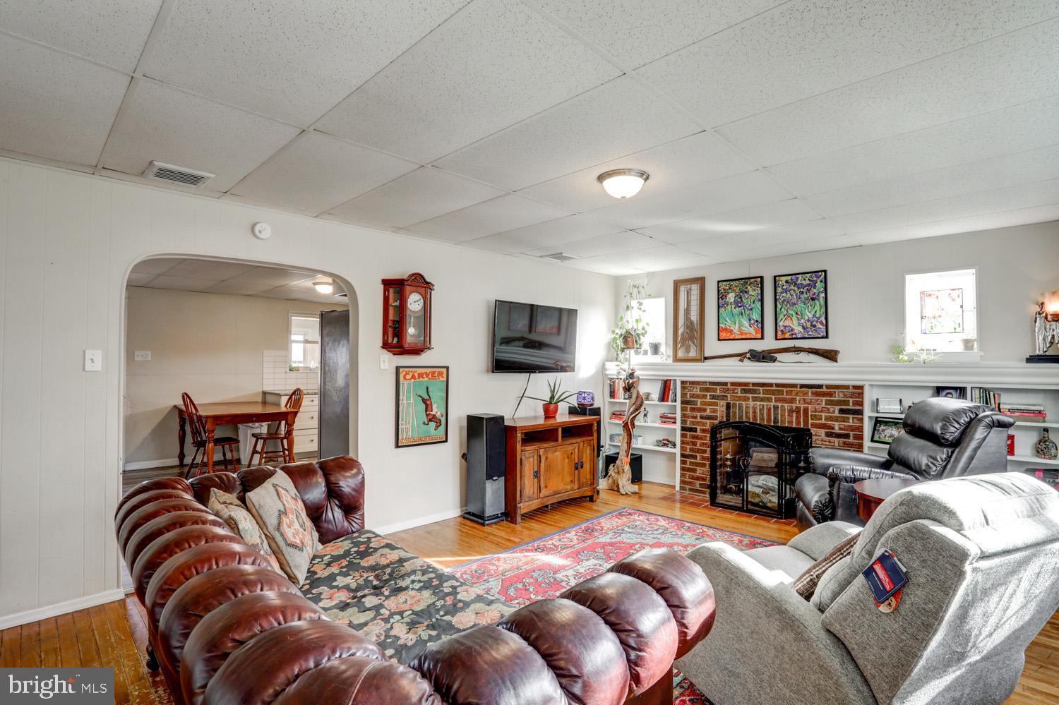 2442 Ridgewood Road York, PA 17402 - Photo 5 of 35 Gallery Image 5