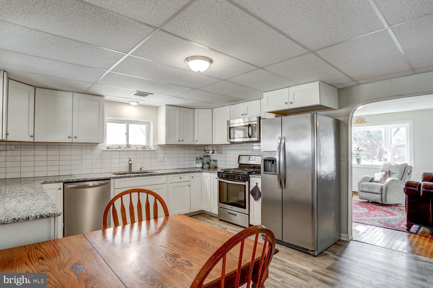 2442 Ridgewood Road York, PA 17402 - Photo 10 of 35 Gallery Image 10