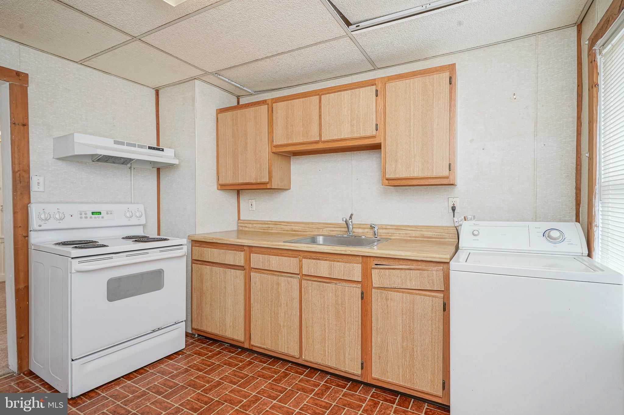 248 F Street Carneys Point, NJ 08069 - Photo 9 of 22 Gallery Image 9