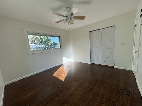 $3,200 | 709 West Glencoe Road, Palatine, IL 60067