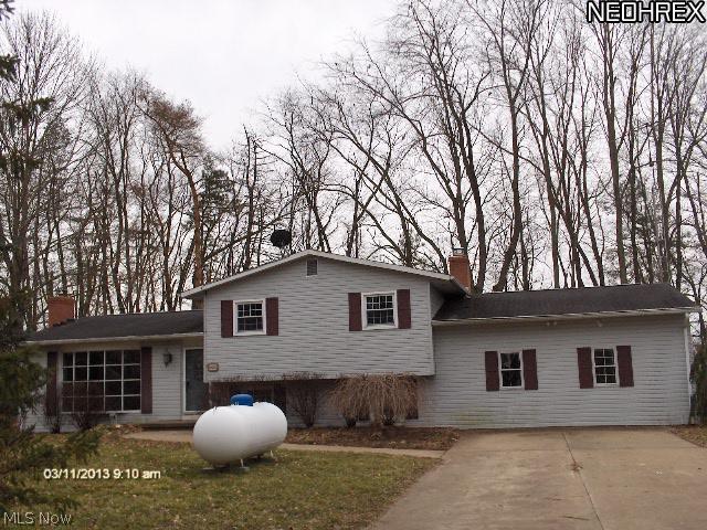 26061 Hartley Road Beloit, OH 44609 - Photo 1 of 9