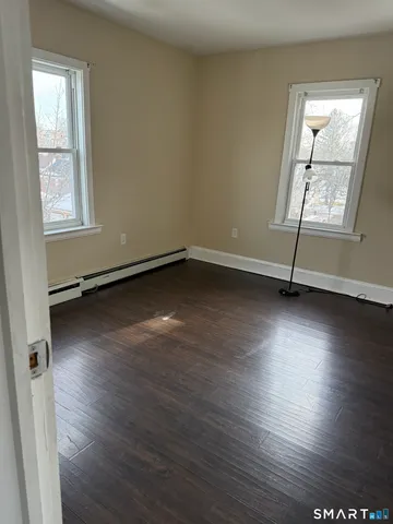 $1,600 | 175 Wilson Street, Hartford, CT 06106
