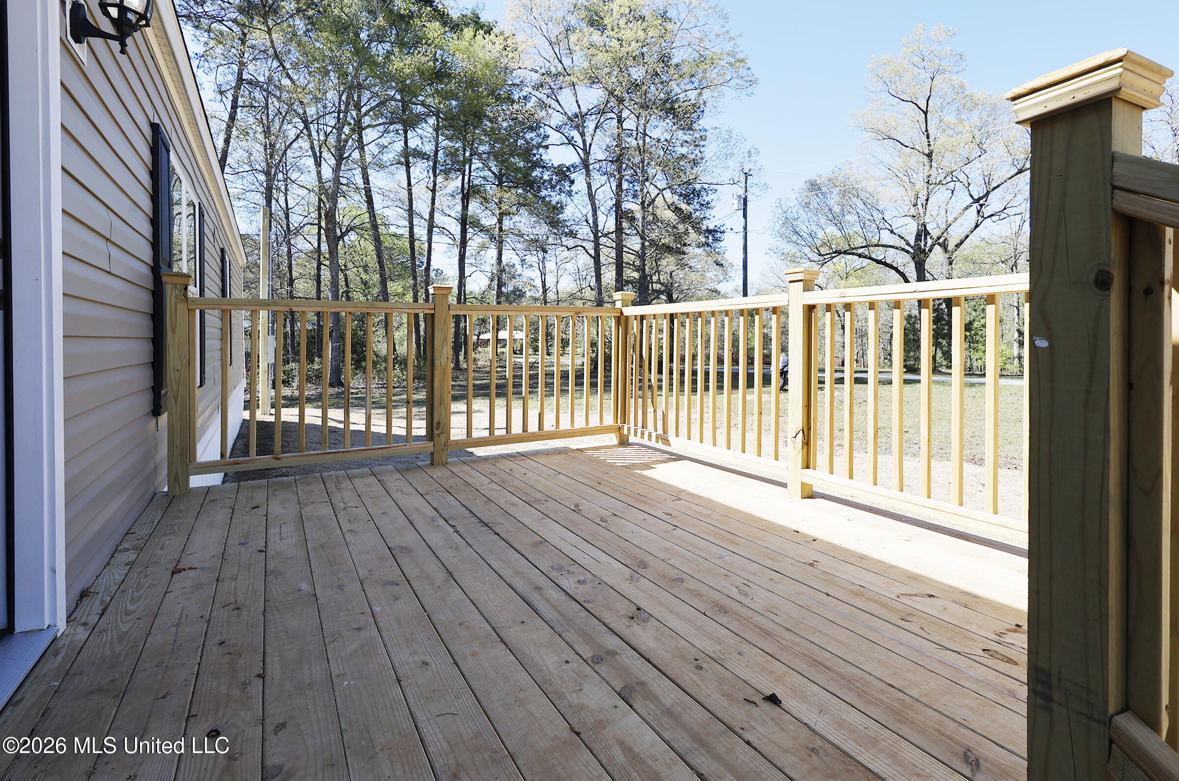 1106 Harrison Drive McComb, MS 39648 - Photo 2 of 47 _JCS0136