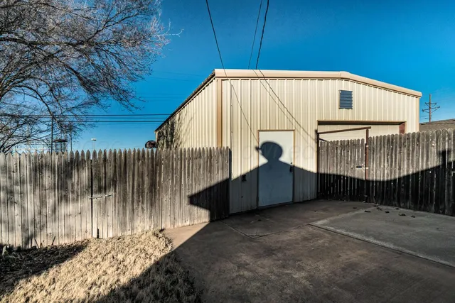 $205,000 | 2702 South Highland Street, Amarillo, TX 79103