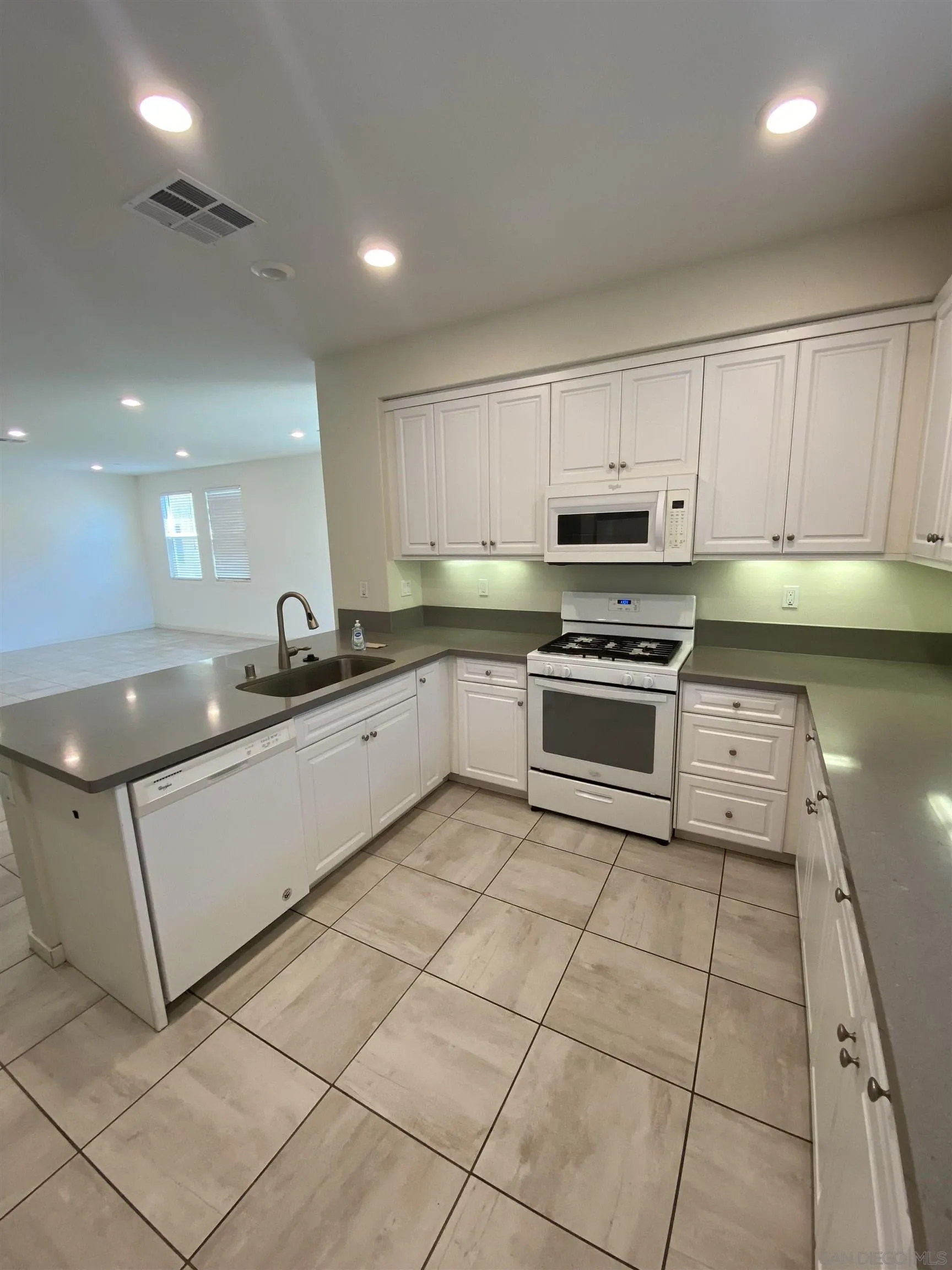 363 Mission Villas Road San Marcos, CA 92069 - Photo 12 of 24
