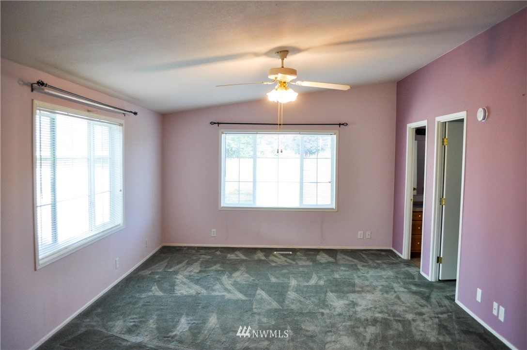 8525 Littlerock Road Southwest Olympia, WA 98512 - Photo 14 of 33 Gallery Image 14