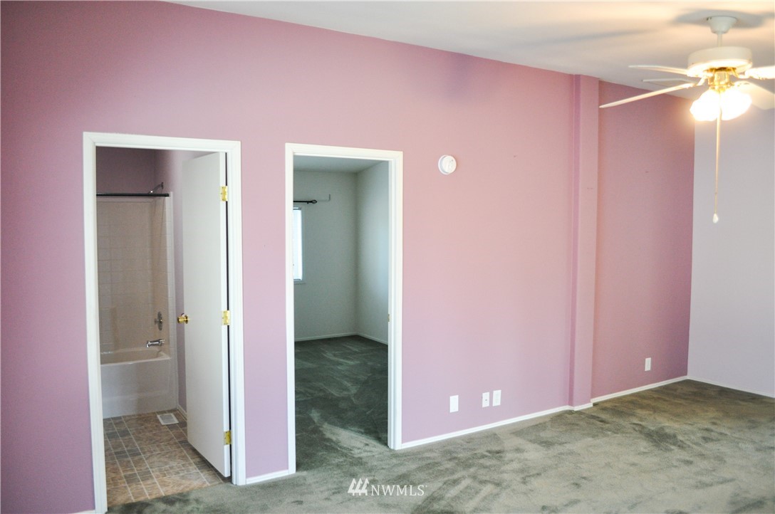 8525 Littlerock Road Southwest Olympia, WA 98512 - Photo 15 of 33 Gallery Image 15