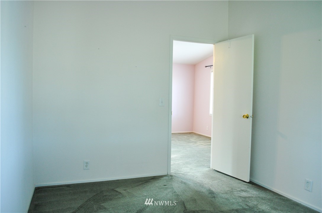 8525 Littlerock Road Southwest Olympia, WA 98512 - Photo 17 of 33 Gallery Image 17