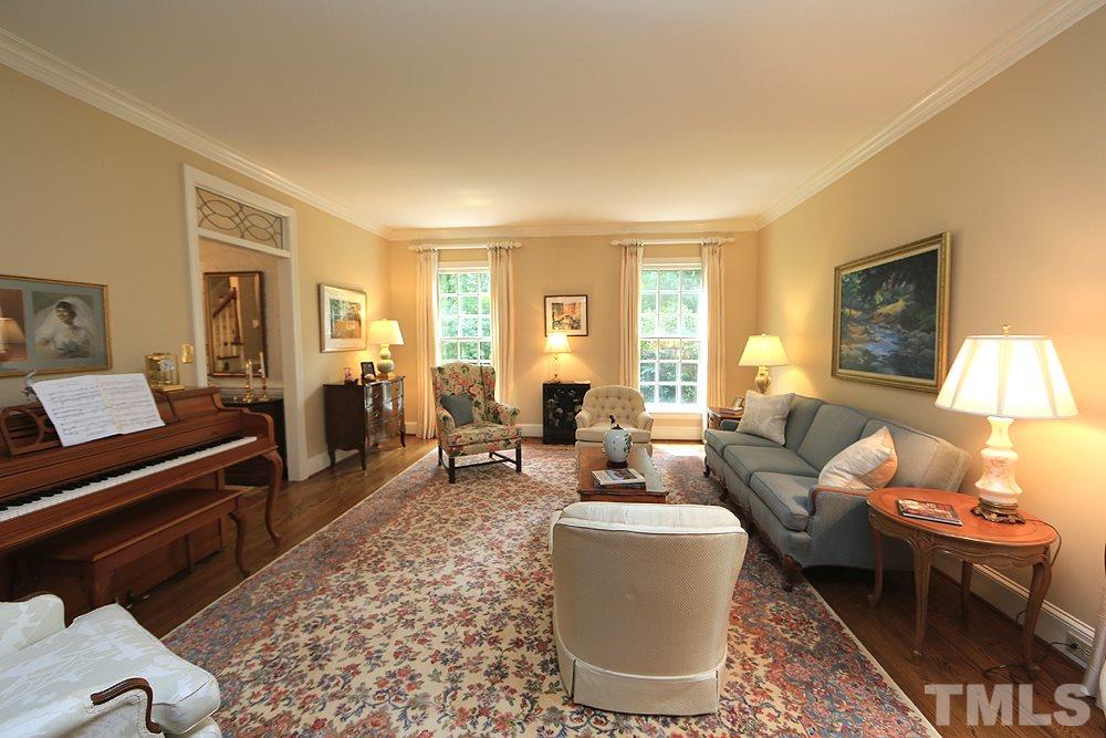 14408 Possum Track Road Raleigh, NC 27614 - Photo 3 of 25 9 foot ceilings on the main level