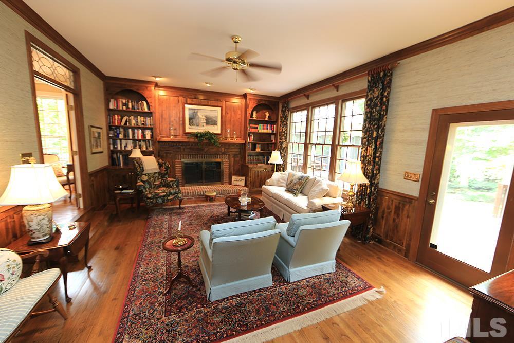 14408 Possum Track Road Raleigh, NC 27614 - Photo 4 of 25 Built in bookcases