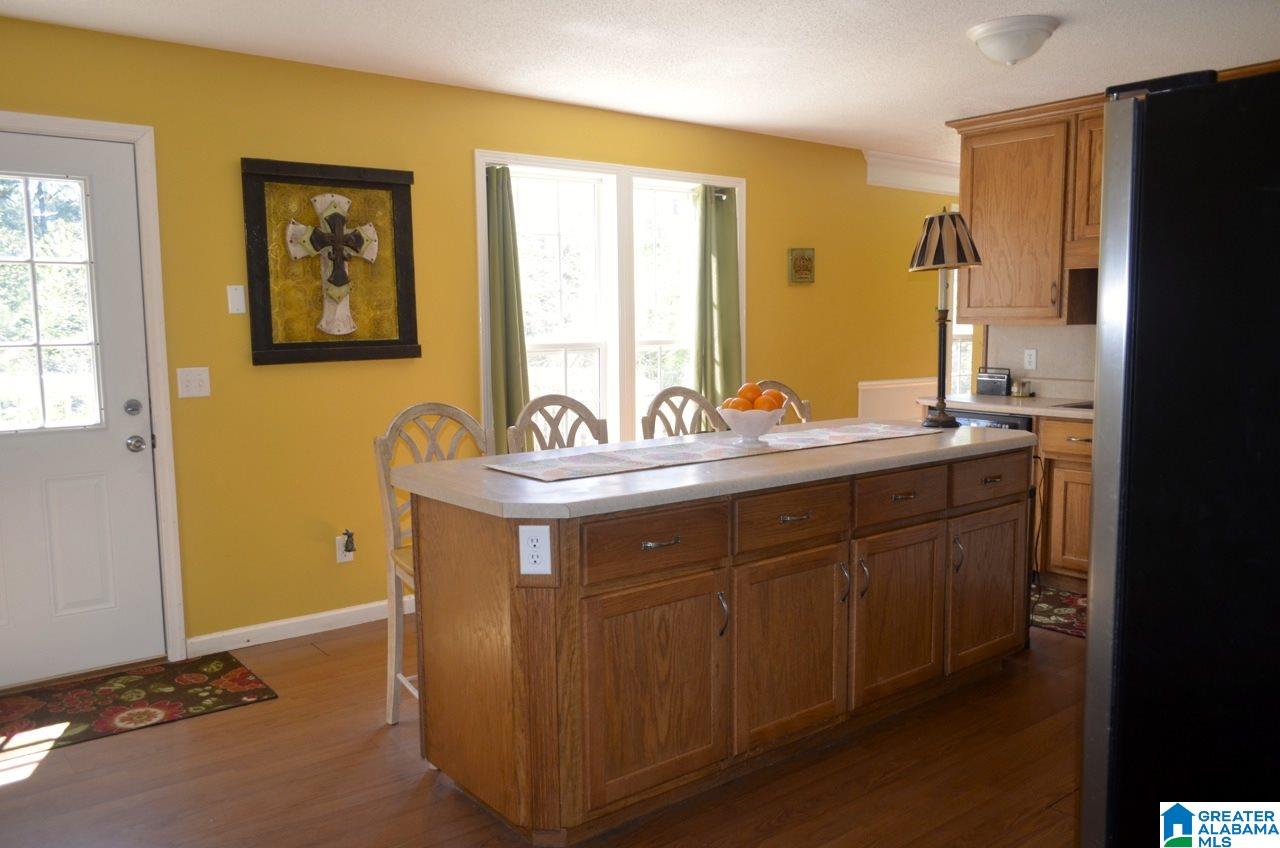 198 South Hillcrest Road Odenville, AL 35120 - Photo 5 of 37 Gallery Image 5