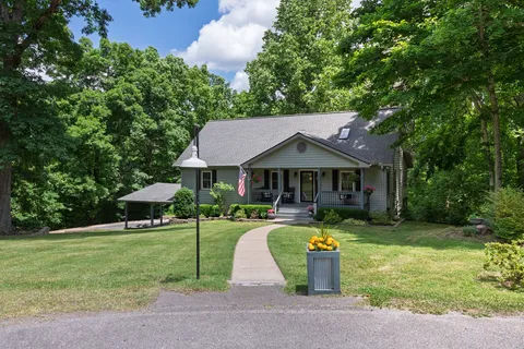 $649,900 | 1006 Blackburn Court, Kingston Springs, TN 37082