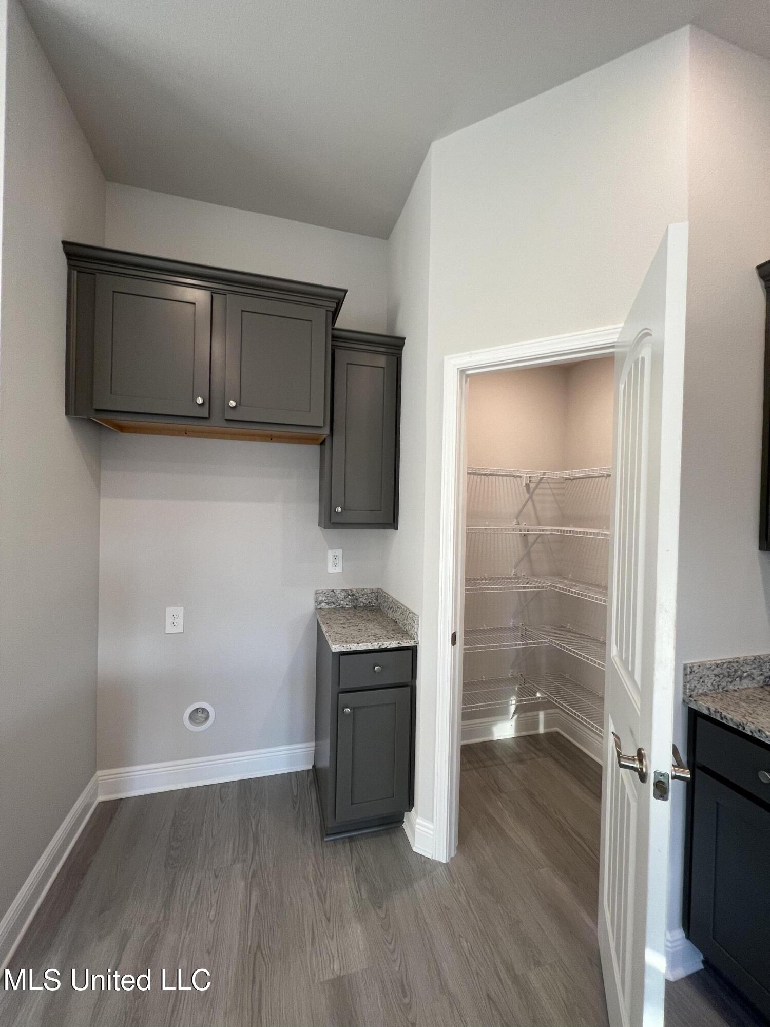 15695 Rachael Drive Gulfport, MS 39503 - Photo 27 of 30 WALK-IN PANTRY