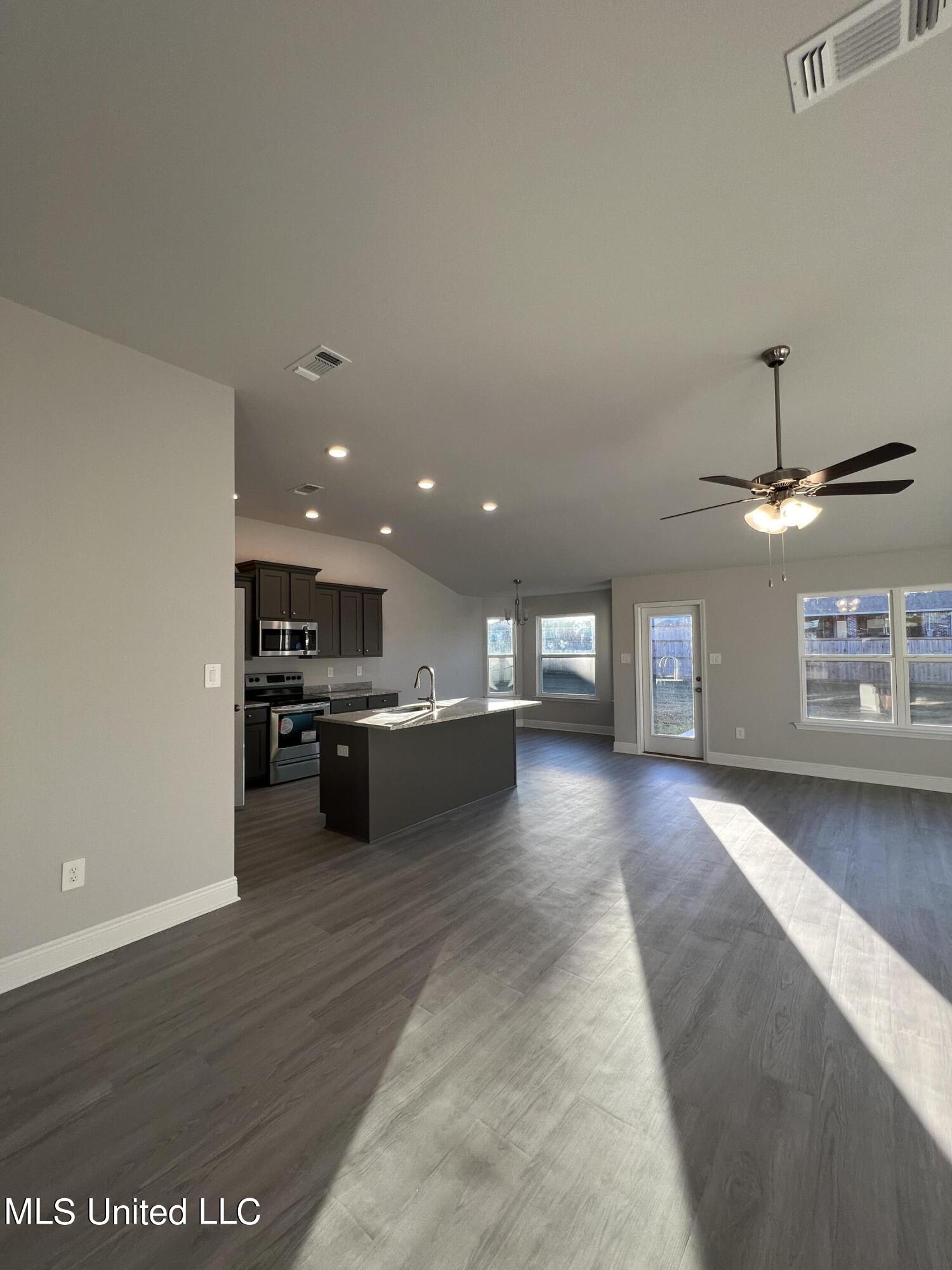 15695 Rachael Drive Gulfport, MS 39503 - Photo 29 of 30 LIVING ROOM VIEW
