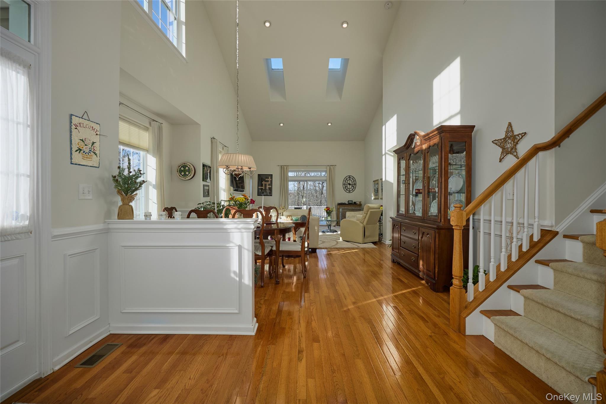 40 Evan Court Fishkill, NY 12508 - Photo 5 of 49 a view of living room and dining room