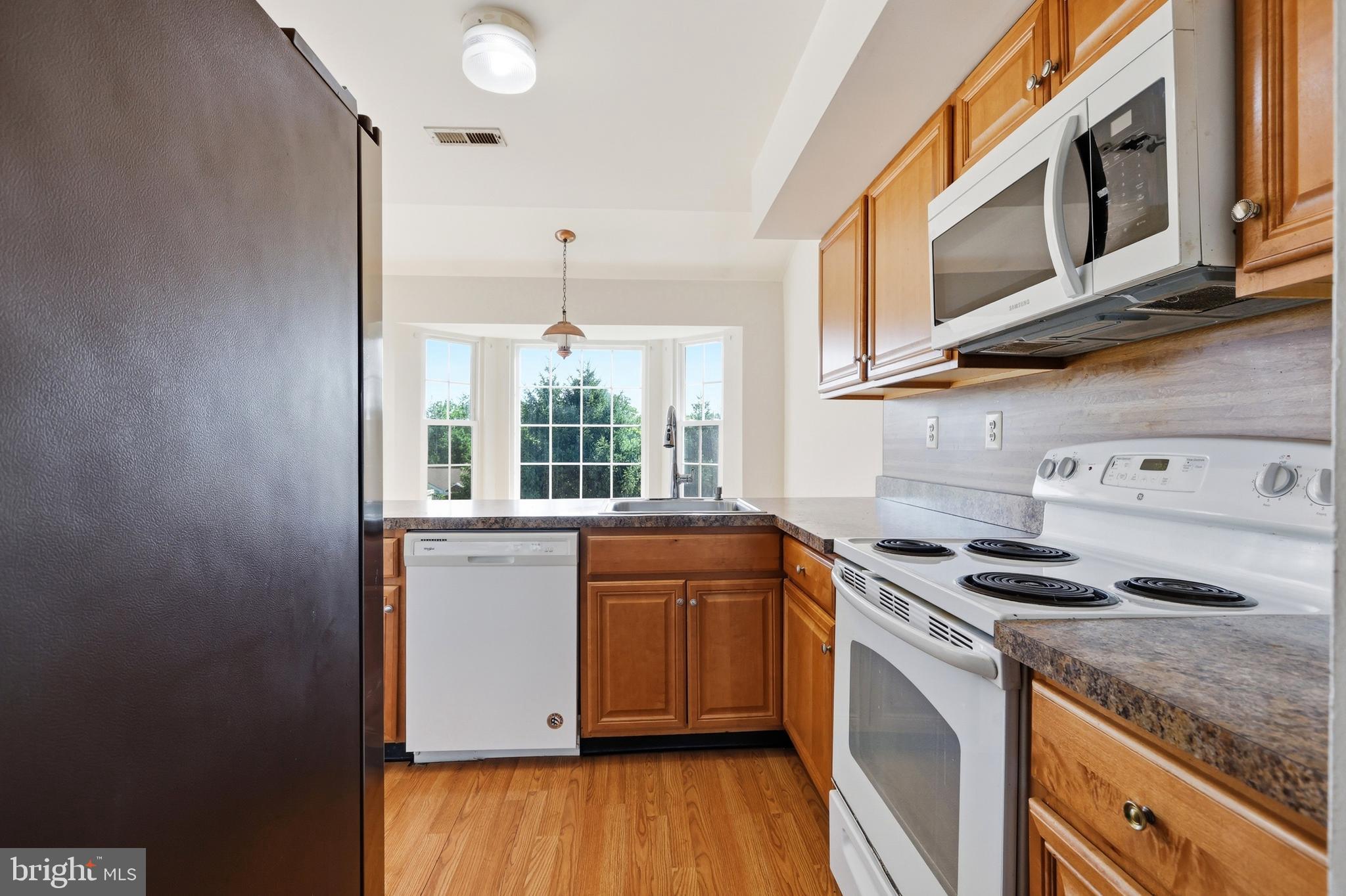 136 North Timber Road Holland, PA 18966 - Photo 8 of 32