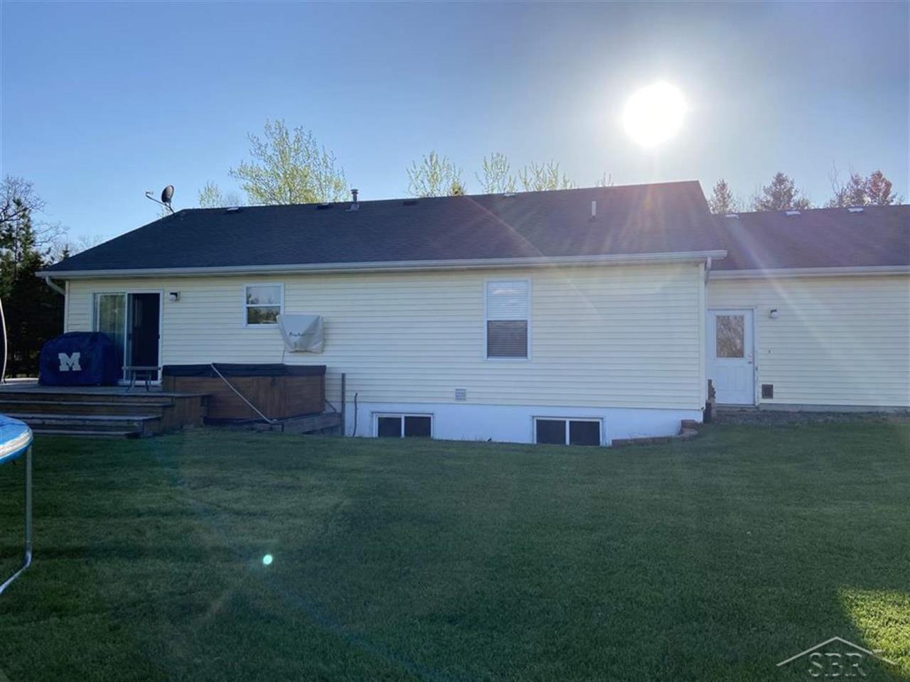 3718 North Gleaner Road Freeland, MI 48623 - Photo 62 of 69 50011078-61.JPG