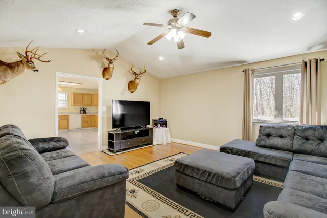 $699,999 | 6315 Dusty Trail Place, Hughesville, MD 20637