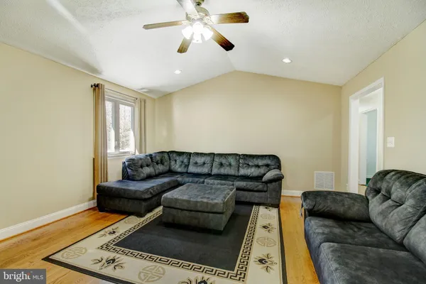 $610,000 | 6315 Dusty Trail Place, Hughesville, MD 20637