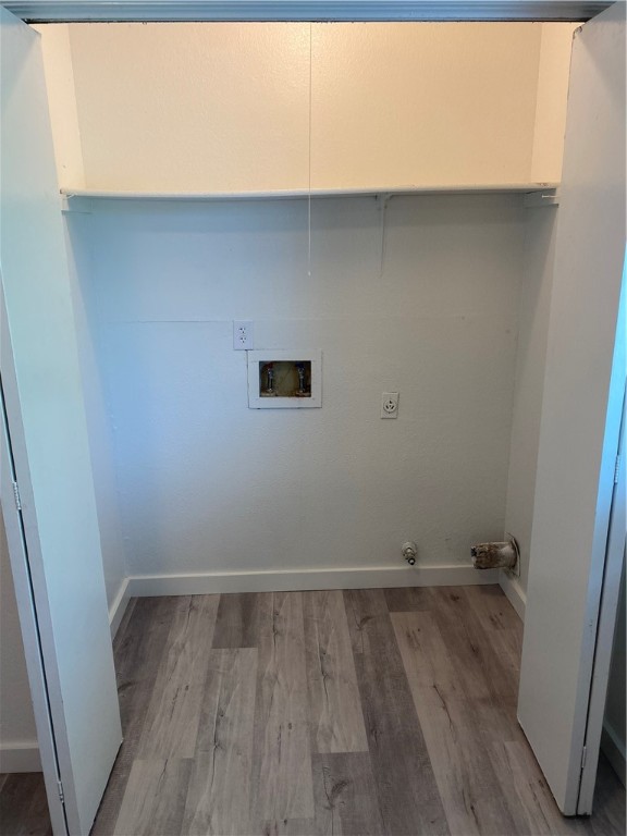 2305 Cedrick Cove, Unit D Austin, TX 78748 - Photo 11 of 38 Laundry closet - dryer can be gas or electric